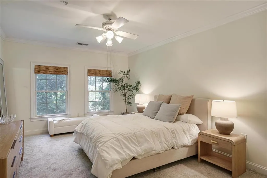 5415 Northland Drive Unit 304, Atlanta, Georgia 30342, 2 Bedrooms Bedrooms, ,2 BathroomsBathrooms,Residential,Sold,5415 Northland Drive Unit 304,7395618