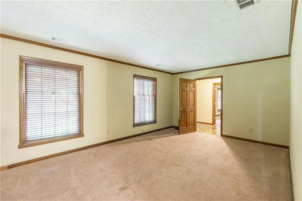 9300 Roberts Drive, Sandy Springs, Georgia 30350, 5 Bedrooms Bedrooms, ,5 BathroomsBathrooms,Residential,Sold,9300 Roberts Drive,5692903