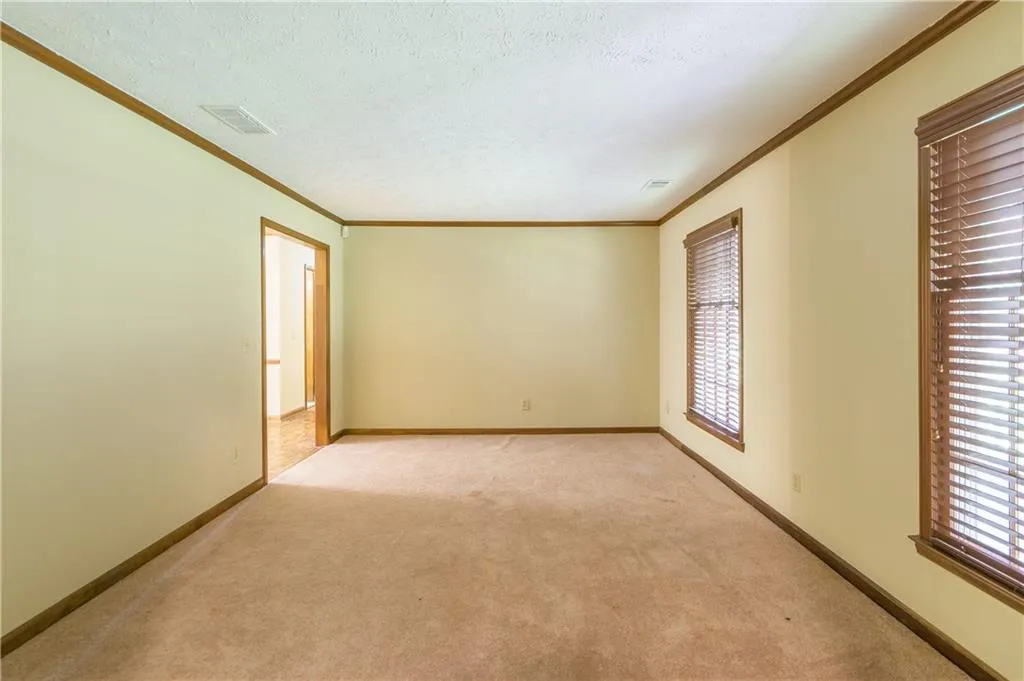 9300 Roberts Drive, Sandy Springs, Georgia 30350, 5 Bedrooms Bedrooms, ,5 BathroomsBathrooms,Residential,Sold,9300 Roberts Drive,5692903