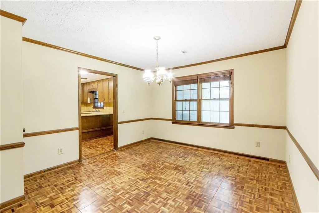 9300 Roberts Drive, Sandy Springs, Georgia 30350, 5 Bedrooms Bedrooms, ,5 BathroomsBathrooms,Residential,Sold,9300 Roberts Drive,5692903