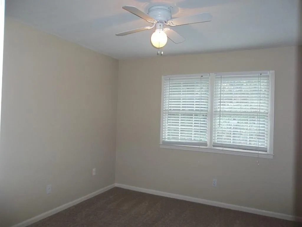 6520 Roswell Road Unit 13, Atlanta, Georgia 30328, 3 Bedrooms Bedrooms, ,2 BathroomsBathrooms,Residential,Sold,6520 Roswell Road Unit 13,5729852