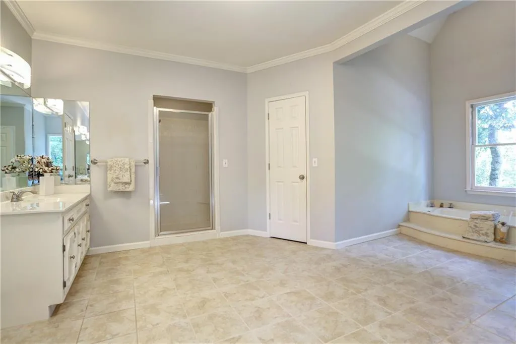 715 Westphalia Court, Sandy Springs, Georgia 30350, 6 Bedrooms Bedrooms, ,5 BathroomsBathrooms,Residential,Sold,715 Westphalia Court,5748029