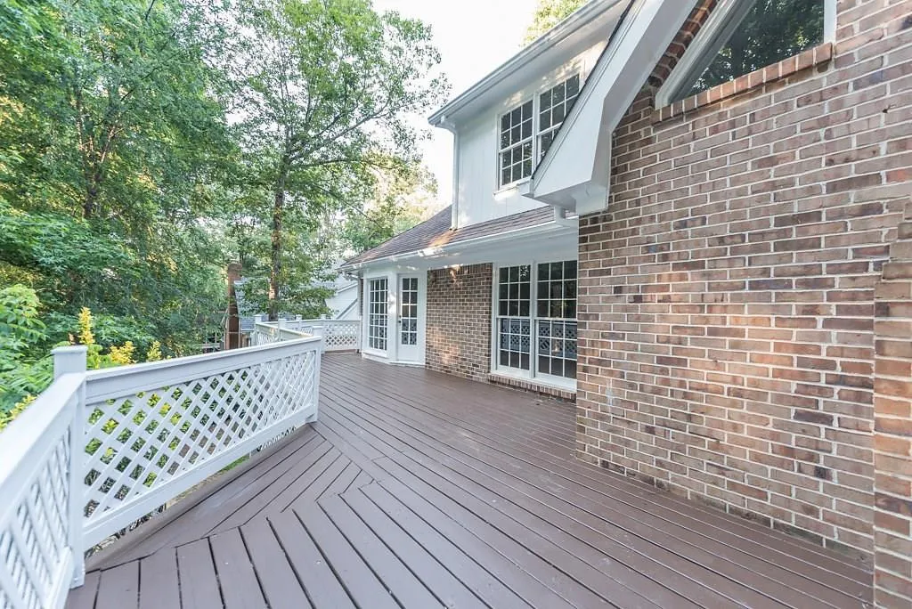 7160 Cherry Bluff Drive, Sandy Springs, Georgia 30350, 4 Bedrooms Bedrooms, ,3 BathroomsBathrooms,Residential,Sold,7160 Cherry Bluff Drive,5866306
