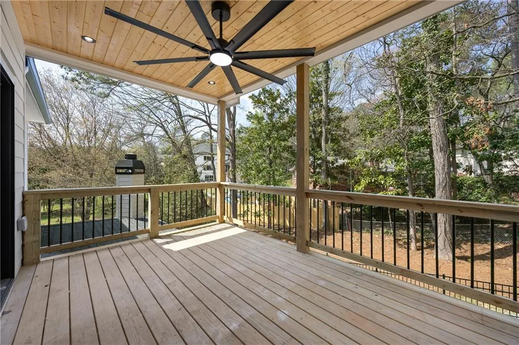 626 Pauley Place, Sandy Springs, Georgia 30328, 6 Bedrooms Bedrooms, ,6 BathroomsBathrooms,Residential,For Sale,626 Pauley Place,7740018