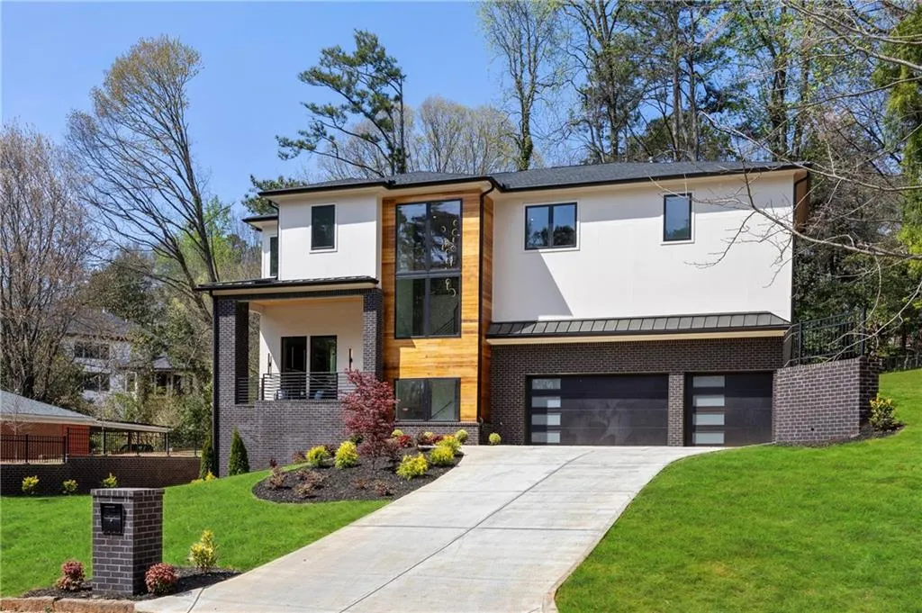 626 Pauley Place, Sandy Springs, Georgia 30328, 6 Bedrooms Bedrooms, ,6 BathroomsBathrooms,Residential,For Sale,626 Pauley Place,7740018