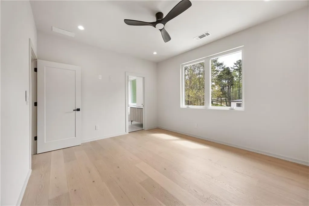 626 Pauley Place, Sandy Springs, Georgia 30328, 6 Bedrooms Bedrooms, ,6 BathroomsBathrooms,Residential,For Sale,626 Pauley Place,7740018