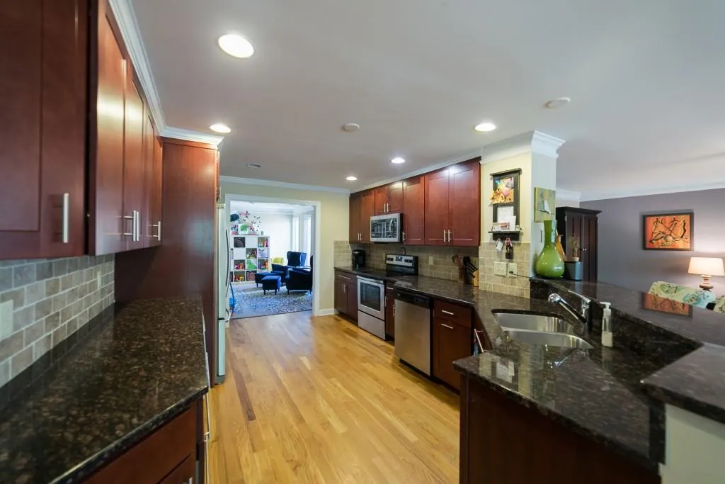 6124 Barfield Road, Atlanta, Georgia 30328, 4 Bedrooms Bedrooms, ,3 BathroomsBathrooms,Residential,Sold,6124 Barfield Road,5846071