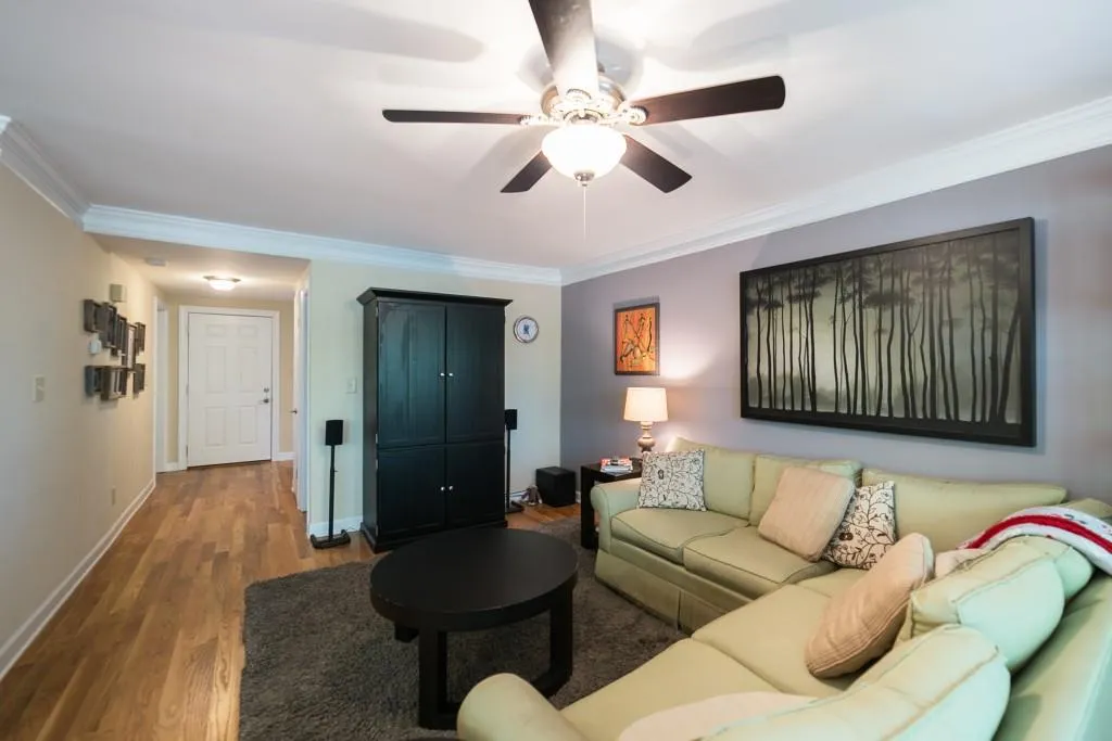 6124 Barfield Road, Atlanta, Georgia 30328, 4 Bedrooms Bedrooms, ,3 BathroomsBathrooms,Residential,Sold,6124 Barfield Road,5846071