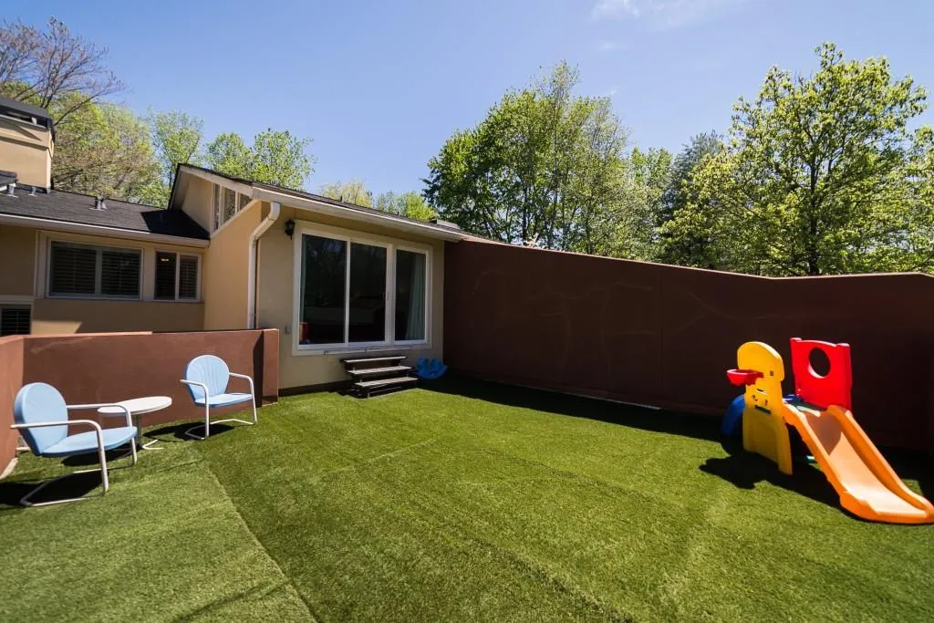 6124 Barfield Road, Atlanta, Georgia 30328, 4 Bedrooms Bedrooms, ,3 BathroomsBathrooms,Residential,Sold,6124 Barfield Road,5846071