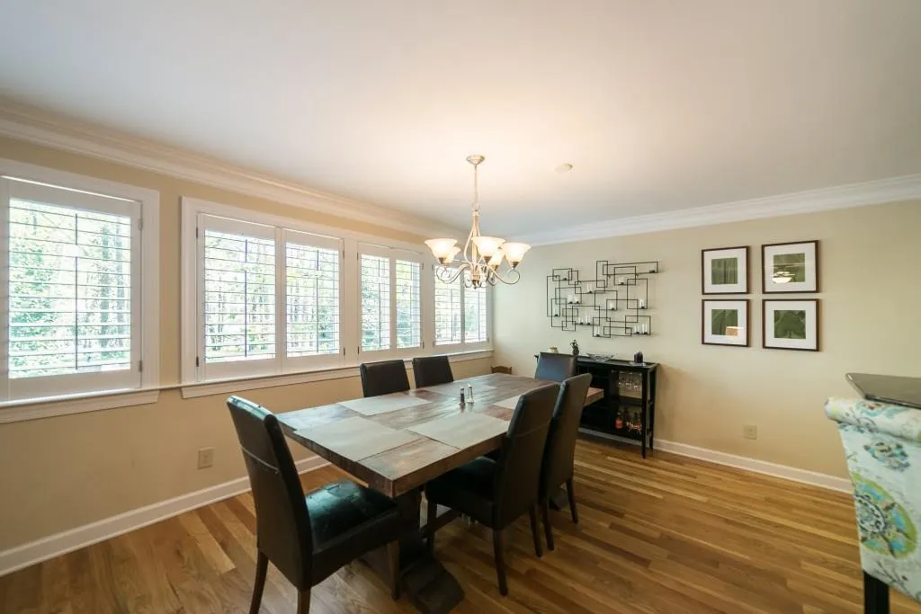 6124 Barfield Road, Atlanta, Georgia 30328, 4 Bedrooms Bedrooms, ,3 BathroomsBathrooms,Residential,Sold,6124 Barfield Road,5846071