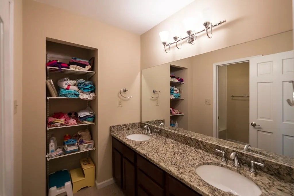 6124 Barfield Road, Atlanta, Georgia 30328, 4 Bedrooms Bedrooms, ,3 BathroomsBathrooms,Residential,Sold,6124 Barfield Road,5846071