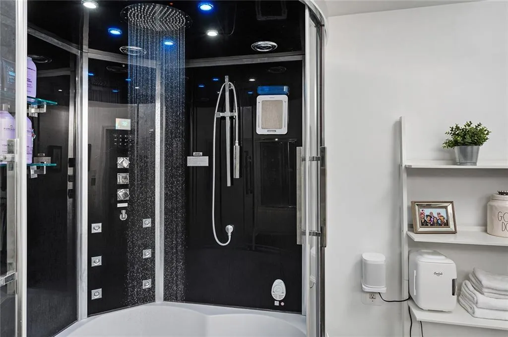 6118 Barfield Road, Atlanta, Georgia 30328, 3 Bedrooms Bedrooms, ,3 BathroomsBathrooms,Residential,Sold,6118 Barfield Road,7048963