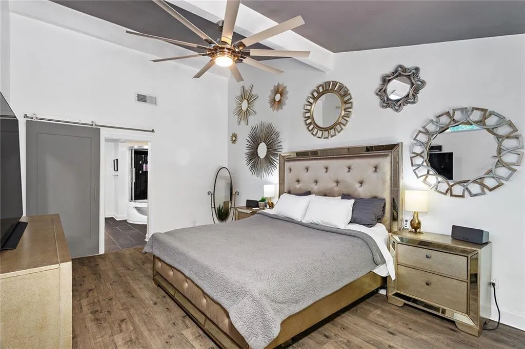 6118 Barfield Road, Atlanta, Georgia 30328, 3 Bedrooms Bedrooms, ,3 BathroomsBathrooms,Residential,Sold,6118 Barfield Road,7048963