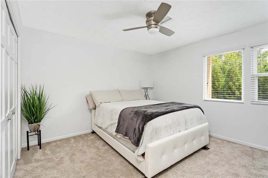 6118 Barfield Road, Atlanta, Georgia 30328, 3 Bedrooms Bedrooms, ,3 BathroomsBathrooms,Residential,Sold,6118 Barfield Road,7048963