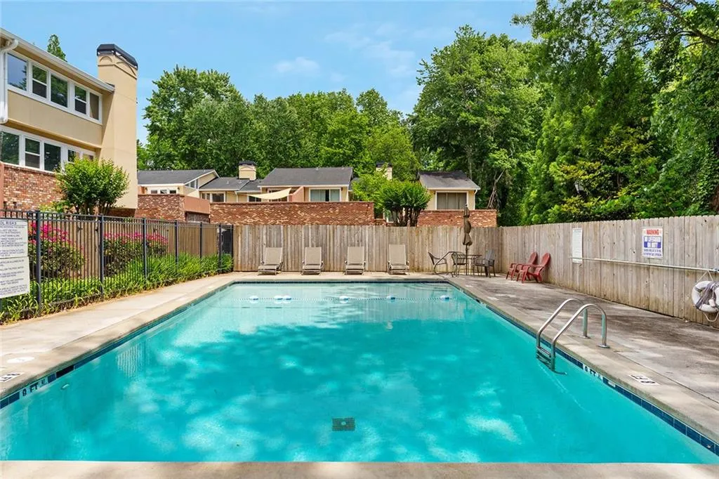 6118 Barfield Road, Atlanta, Georgia 30328, 3 Bedrooms Bedrooms, ,3 BathroomsBathrooms,Residential,Sold,6118 Barfield Road,7048963