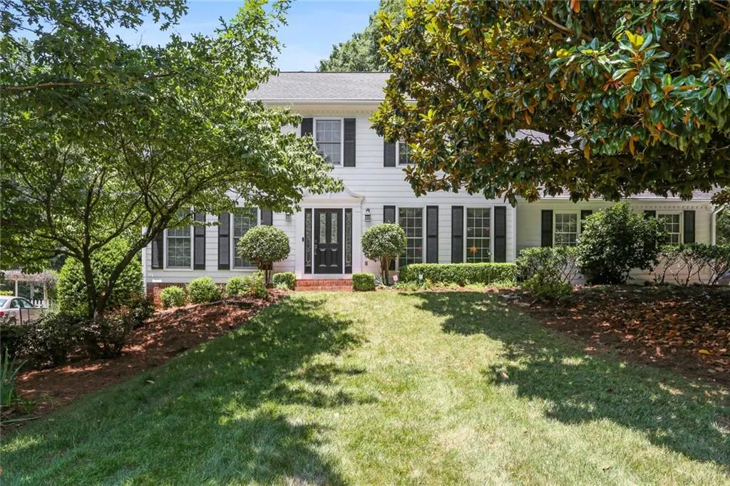 6855 Lisa Lane, Sandy Springs, Georgia 30338, 5 Bedrooms Bedrooms, ,3 BathroomsBathrooms,Residential,Sold,6855 Lisa Lane,7238361