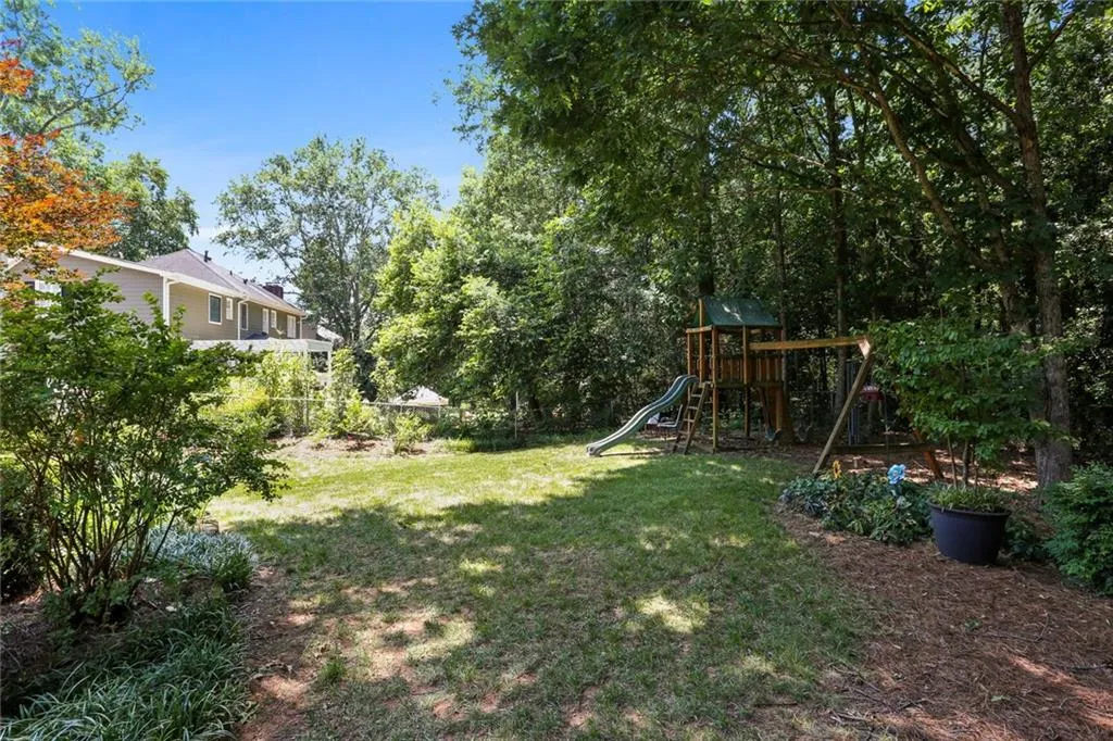 6855 Lisa Lane, Sandy Springs, Georgia 30338, 5 Bedrooms Bedrooms, ,3 BathroomsBathrooms,Residential,Sold,6855 Lisa Lane,7238361