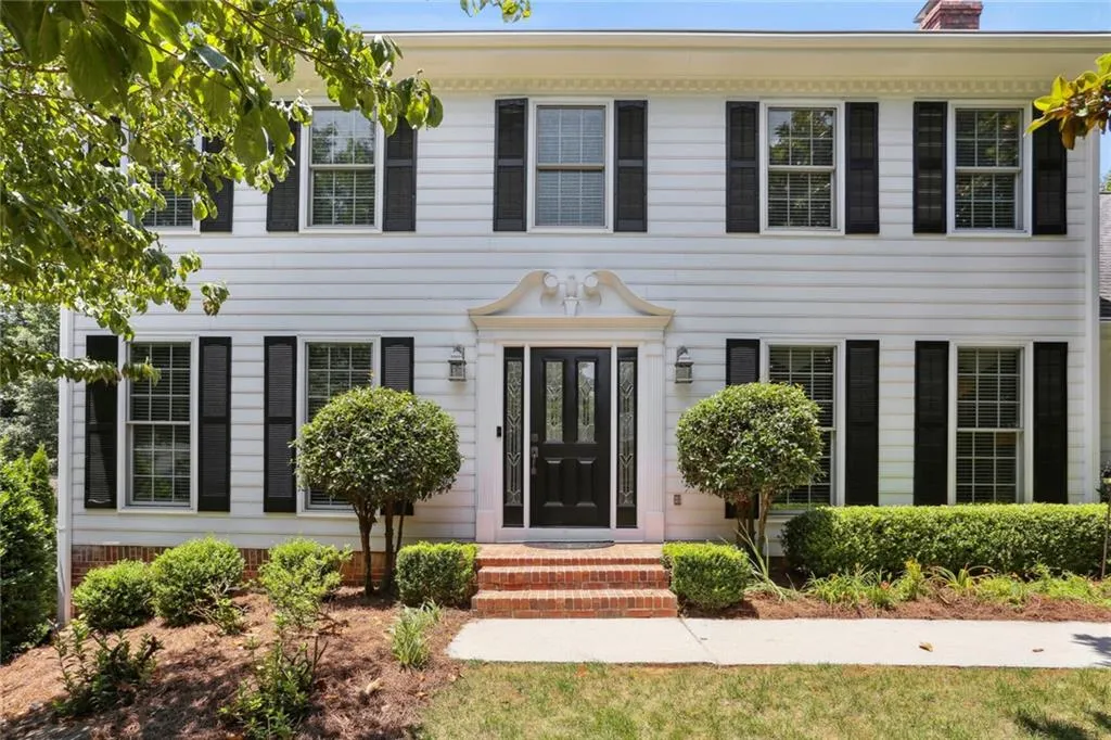 6855 Lisa Lane, Sandy Springs, Georgia 30338, 5 Bedrooms Bedrooms, ,3 BathroomsBathrooms,Residential,Sold,6855 Lisa Lane,7238361