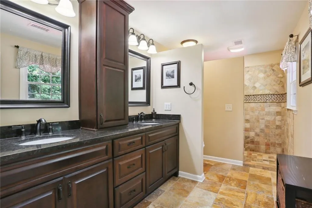 6855 Lisa Lane, Sandy Springs, Georgia 30338, 5 Bedrooms Bedrooms, ,3 BathroomsBathrooms,Residential,Sold,6855 Lisa Lane,7238361