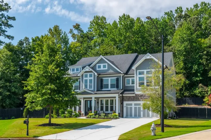 500 Taymack Farm Court, Woodstock, Georgia 30188