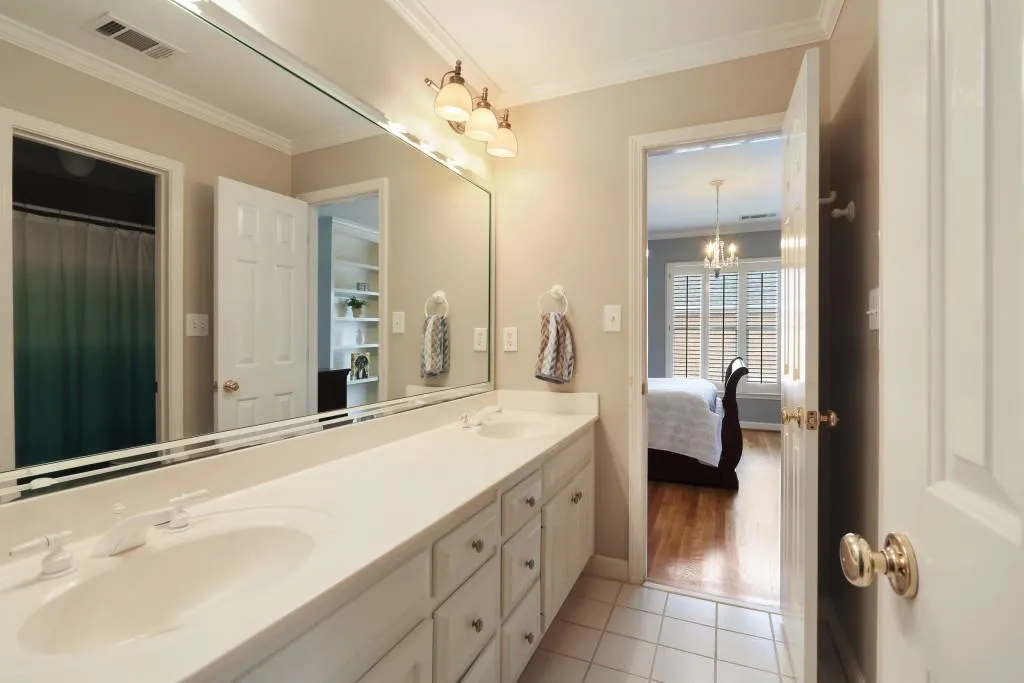 120 Saddleview Run, Sandy Springs, Georgia 30350, 5 Bedrooms Bedrooms, ,5 BathroomsBathrooms,Residential,Sold,120 Saddleview Run,5809444