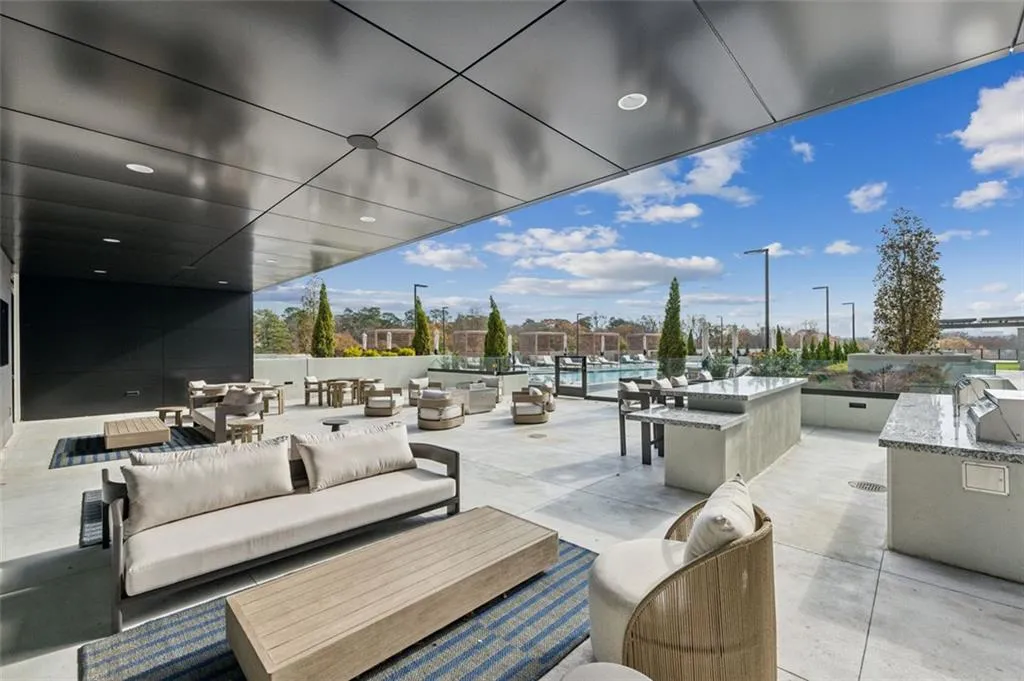 2425 Peachtree Road Ne Unit 1106, Atlanta, Georgia 30305, 2 Bedrooms Bedrooms, ,3 BathroomsBathrooms,Residential,For Sale,2425 Peachtree Road Ne Unit 1106,7499987