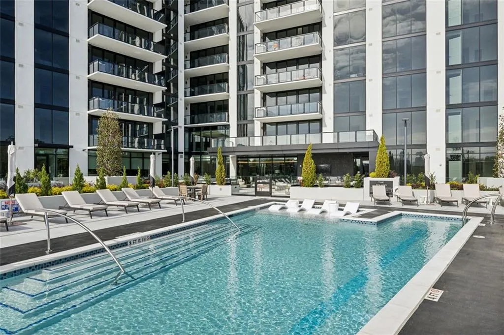 2425 Peachtree Road Ne Unit 1106, Atlanta, Georgia 30305, 2 Bedrooms Bedrooms, ,3 BathroomsBathrooms,Residential,For Sale,2425 Peachtree Road Ne Unit 1106,7499987