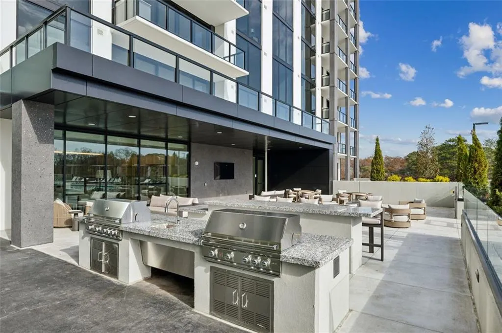 2425 Peachtree Road Ne Unit 1106, Atlanta, Georgia 30305, 2 Bedrooms Bedrooms, ,3 BathroomsBathrooms,Residential,For Sale,2425 Peachtree Road Ne Unit 1106,7499987