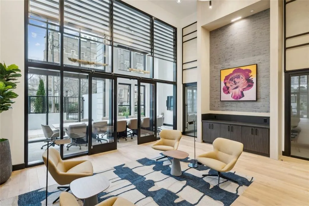 2425 Peachtree Road Ne Unit 1106, Atlanta, Georgia 30305, 2 Bedrooms Bedrooms, ,3 BathroomsBathrooms,Residential,For Sale,2425 Peachtree Road Ne Unit 1106,7499987