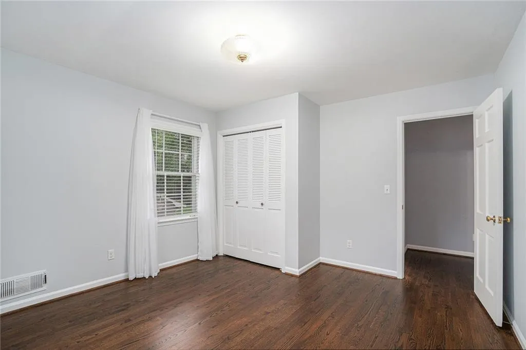 7310 Hunters Branch Drive, Sandy Springs, Georgia 30328, 5 Bedrooms Bedrooms, ,3 BathroomsBathrooms,Residential,Sold,7310 Hunters Branch Drive,7389283 7310 Hunters Branch Drive, Sandy Springs, Georgia 30328, 5 Bedrooms Bedrooms, ,3 BathroomsBathrooms,Residential,Sold,7310 Hunters Branch Drive,7389283