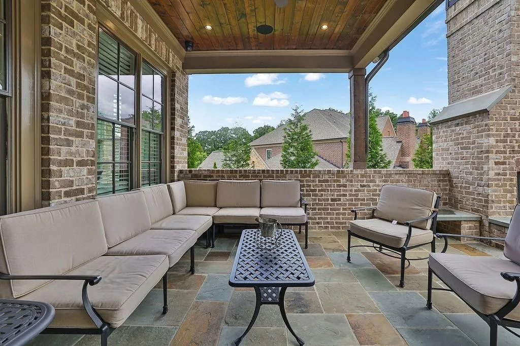 3830 Teesdale Court, Sandy Springs, Georgia 30350, 7 Bedrooms Bedrooms, ,7 BathroomsBathrooms,Residential,Sold,3830 Teesdale Court,7426302
