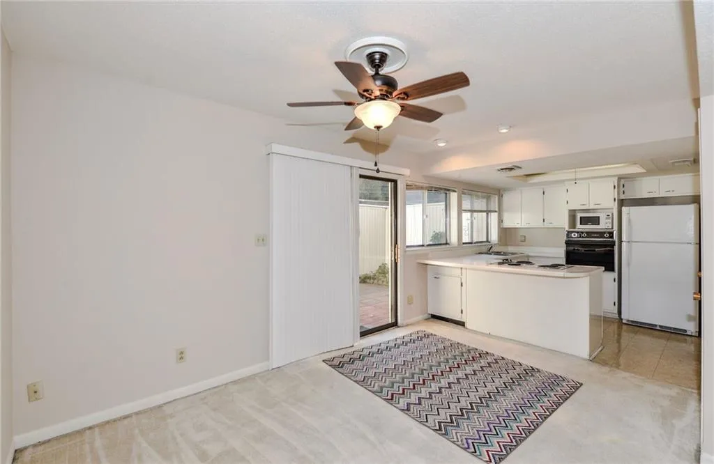 7078 Stonington Drive, Sandy Springs, Georgia 30328, 3 Bedrooms Bedrooms, ,2 BathroomsBathrooms,Residential,Sold,7078 Stonington Drive,5771328