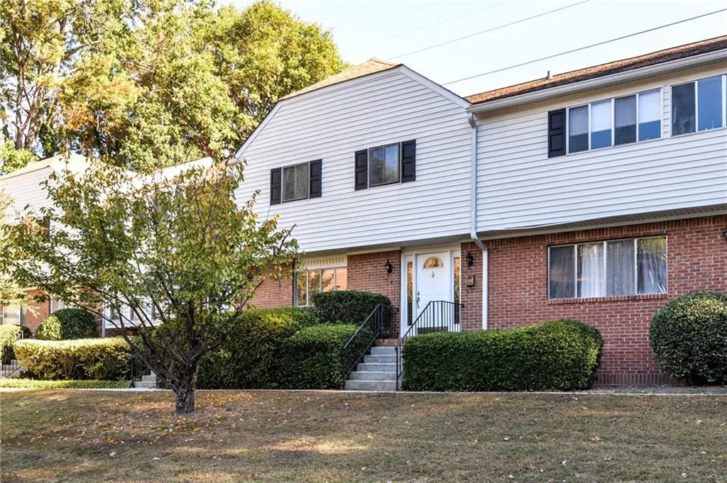 7078 Stonington Drive, Sandy Springs, Georgia 30328, 3 Bedrooms Bedrooms, ,2 BathroomsBathrooms,Residential,Sold,7078 Stonington Drive,5771328