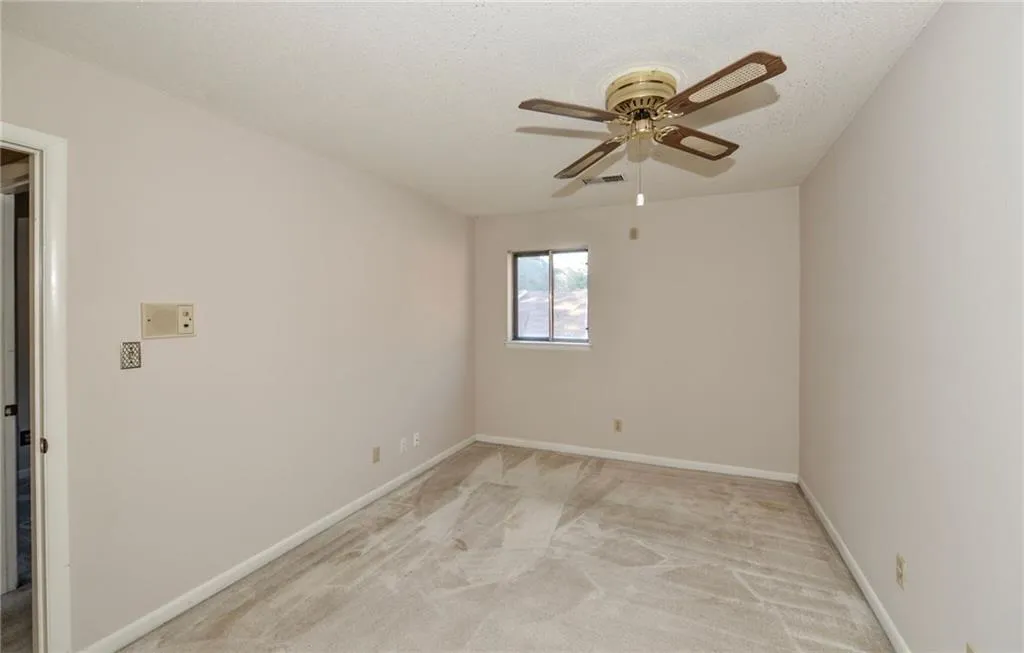 7078 Stonington Drive, Sandy Springs, Georgia 30328, 3 Bedrooms Bedrooms, ,2 BathroomsBathrooms,Residential,Sold,7078 Stonington Drive,5771328