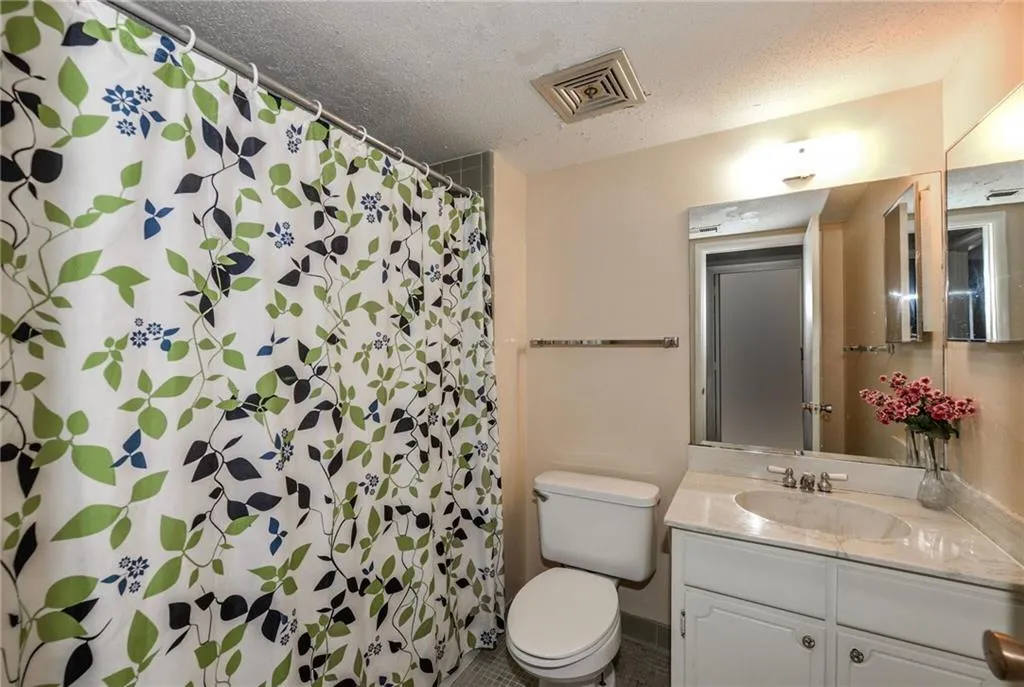 7078 Stonington Drive, Sandy Springs, Georgia 30328, 3 Bedrooms Bedrooms, ,2 BathroomsBathrooms,Residential,Sold,7078 Stonington Drive,5771328