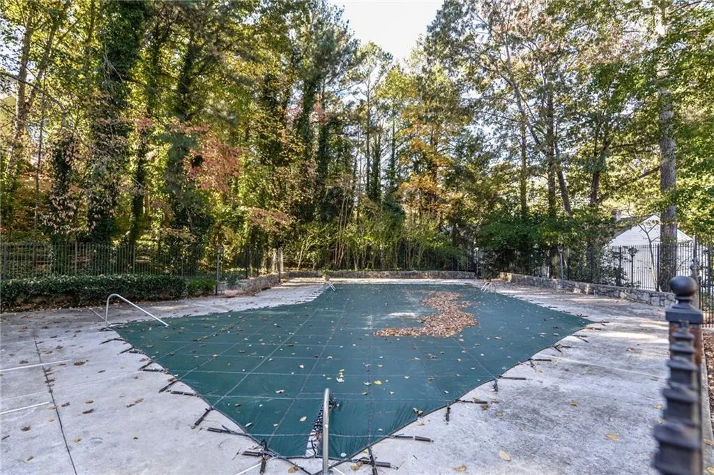 7078 Stonington Drive, Sandy Springs, Georgia 30328, 3 Bedrooms Bedrooms, ,2 BathroomsBathrooms,Residential,Sold,7078 Stonington Drive,5771328