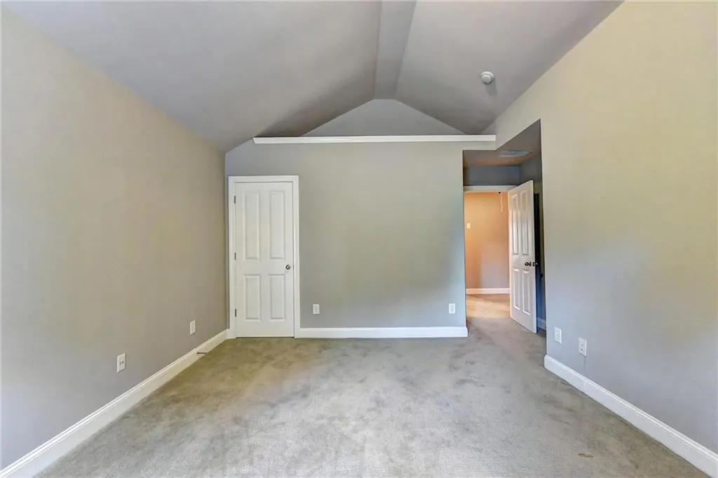 8065 Glisten Avenue, Sandy Springs, Georgia 30328, 3 Bedrooms Bedrooms, ,2 BathroomsBathrooms,Residential,Sold,8065 Glisten Avenue,6550814