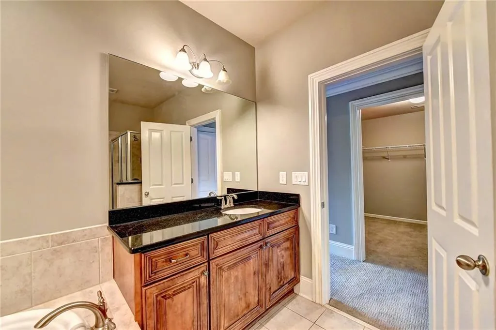 8065 Glisten Avenue, Sandy Springs, Georgia 30328, 3 Bedrooms Bedrooms, ,2 BathroomsBathrooms,Residential,Sold,8065 Glisten Avenue,6550814