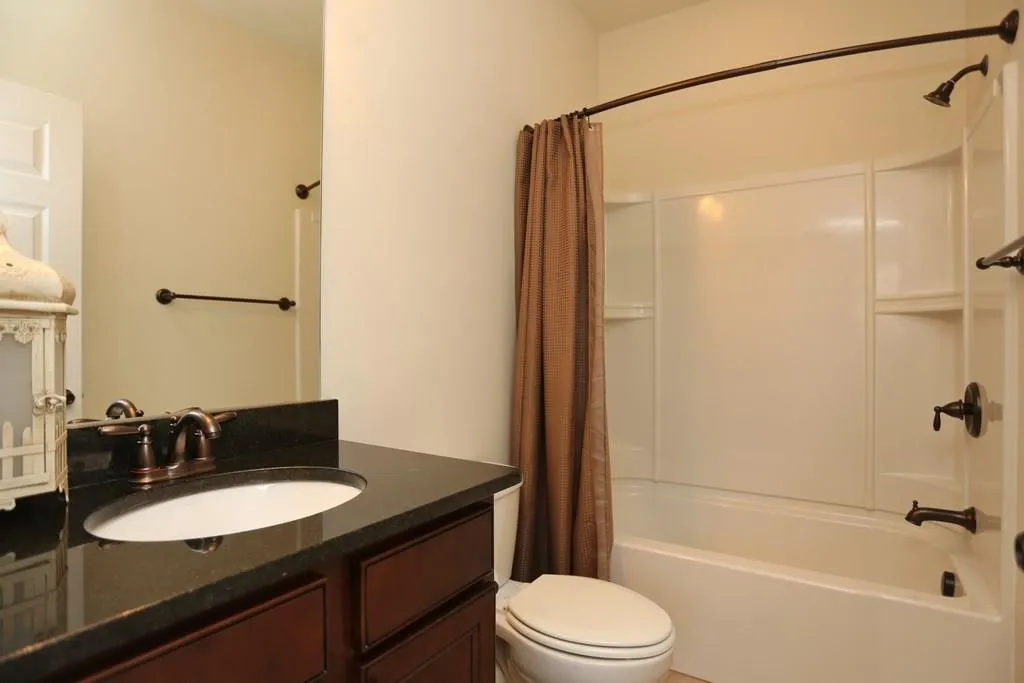 5525 Parkerton Lane Ne, Atlanta, Georgia 30342, 3 Bedrooms Bedrooms, ,3 BathroomsBathrooms,Residential,Sold,5525 Parkerton Lane Ne,5791216