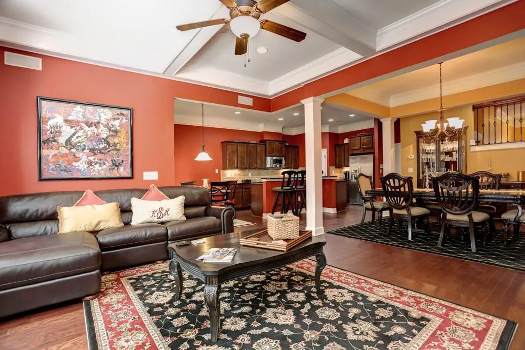 5525 Parkerton Lane Ne, Atlanta, Georgia 30342, 3 Bedrooms Bedrooms, ,3 BathroomsBathrooms,Residential,Sold,5525 Parkerton Lane Ne,5791216