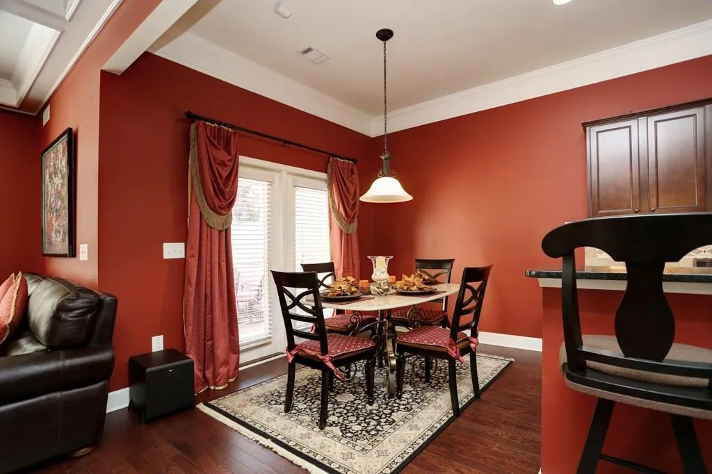 5525 Parkerton Lane Ne, Atlanta, Georgia 30342, 3 Bedrooms Bedrooms, ,3 BathroomsBathrooms,Residential,Sold,5525 Parkerton Lane Ne,5791216