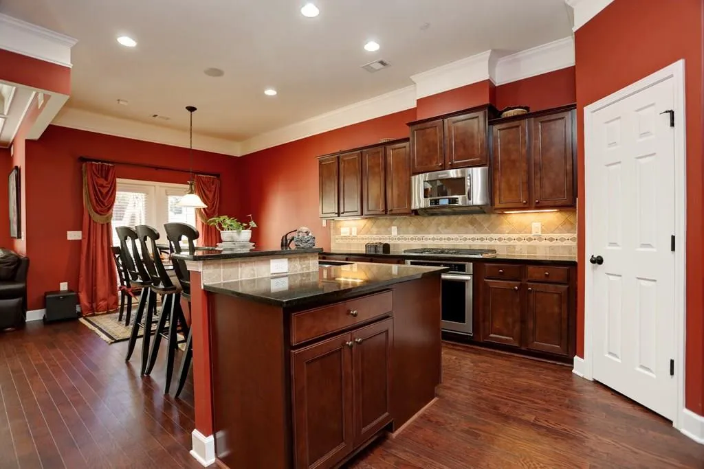 5525 Parkerton Lane Ne, Atlanta, Georgia 30342, 3 Bedrooms Bedrooms, ,3 BathroomsBathrooms,Residential,Sold,5525 Parkerton Lane Ne,5791216