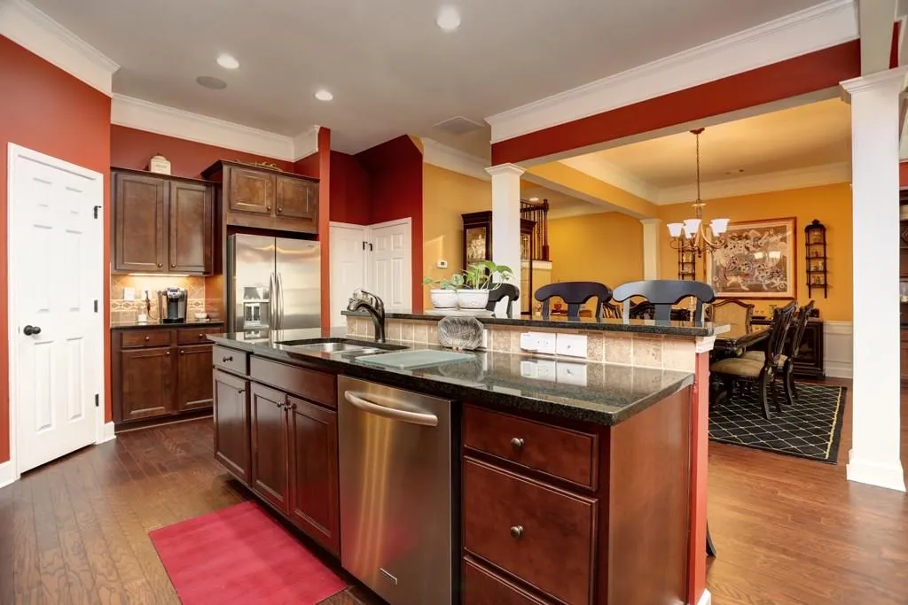 5525 Parkerton Lane Ne, Atlanta, Georgia 30342, 3 Bedrooms Bedrooms, ,3 BathroomsBathrooms,Residential,Sold,5525 Parkerton Lane Ne,5791216