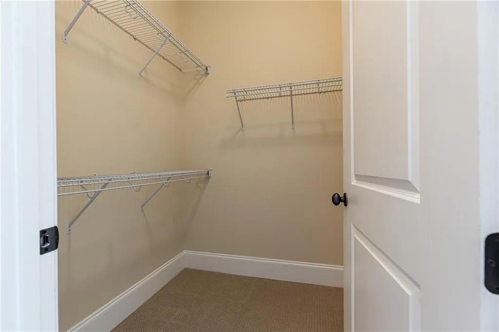 3635 E Paces Circle Ne Unit 1311, Atlanta, Georgia 30326, 2 Bedrooms Bedrooms, ,2 BathroomsBathrooms,Residential,For Sale,3635 E Paces Circle Ne Unit 1311,7649529