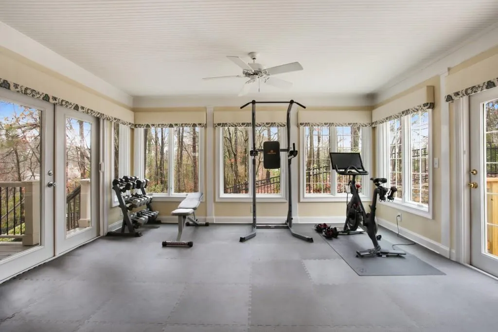 6490 Glen Oaks Lane, Sandy Springs, Georgia 30328, 5 Bedrooms Bedrooms, ,4 BathroomsBathrooms,Residential,Sold,6490 Glen Oaks Lane,6842661 6490 Glen Oaks Lane, Sandy Springs, Georgia 30328, 5 Bedrooms Bedrooms, ,4 BathroomsBathrooms,Residential,Sold,6490 Glen Oaks Lane,6842661