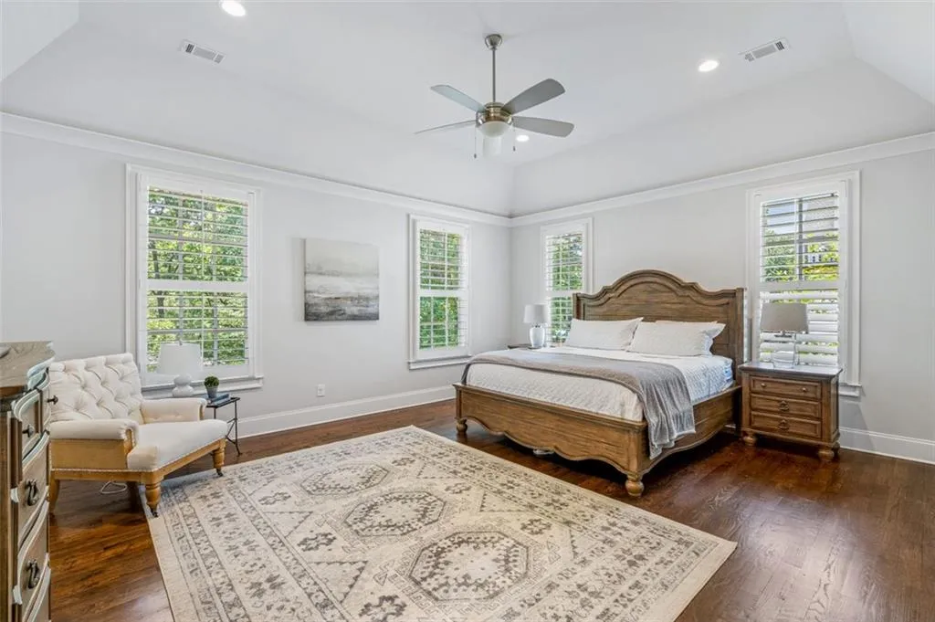 4698 E Conway Drive Nw, Atlanta, Georgia 30327, 6 Bedrooms Bedrooms, ,5 BathroomsBathrooms,Residential,Sold,4698 E Conway Drive Nw,7070446