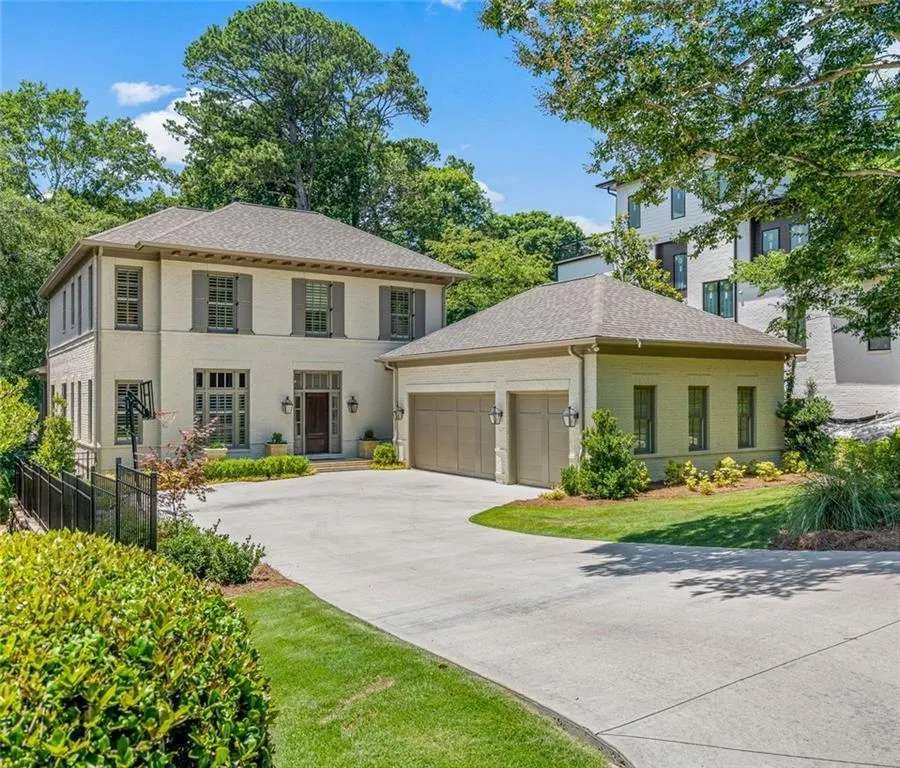 4698 E Conway Drive Nw, Atlanta, Georgia 30327, 6 Bedrooms Bedrooms, ,5 BathroomsBathrooms,Residential,Sold,4698 E Conway Drive Nw,7070446