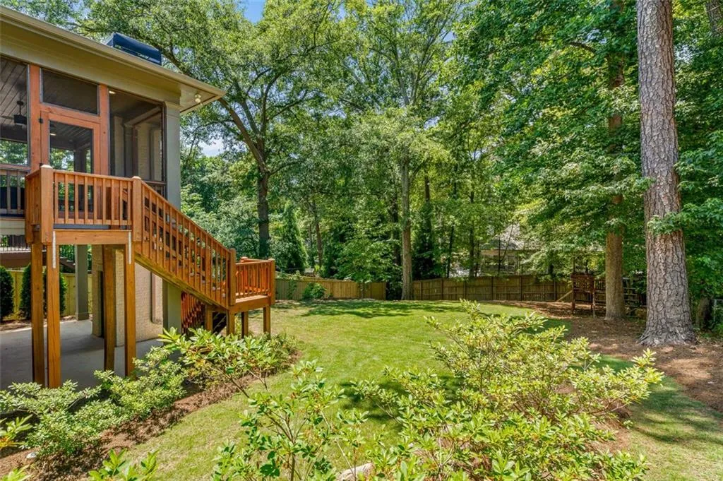 4698 E Conway Drive Nw, Atlanta, Georgia 30327, 6 Bedrooms Bedrooms, ,5 BathroomsBathrooms,Residential,Sold,4698 E Conway Drive Nw,7070446