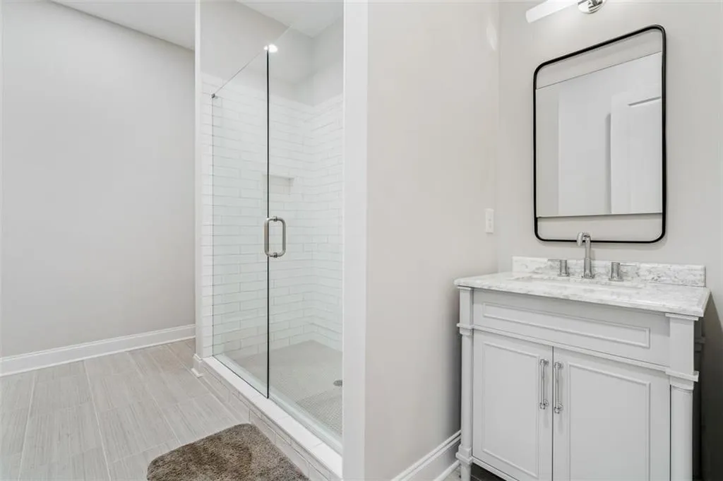 4698 E Conway Drive Nw, Atlanta, Georgia 30327, 6 Bedrooms Bedrooms, ,5 BathroomsBathrooms,Residential,Sold,4698 E Conway Drive Nw,7070446