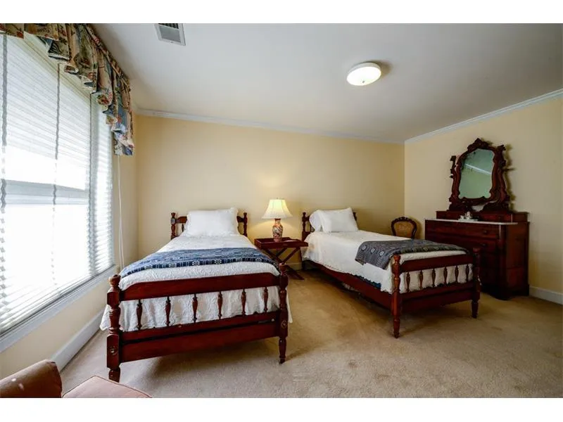 45 Battle Ridge Drive, Sandy Springs, Georgia 30342, 6 Bedrooms Bedrooms, ,4 BathroomsBathrooms,Residential,Sold,45 Battle Ridge Drive,5748439